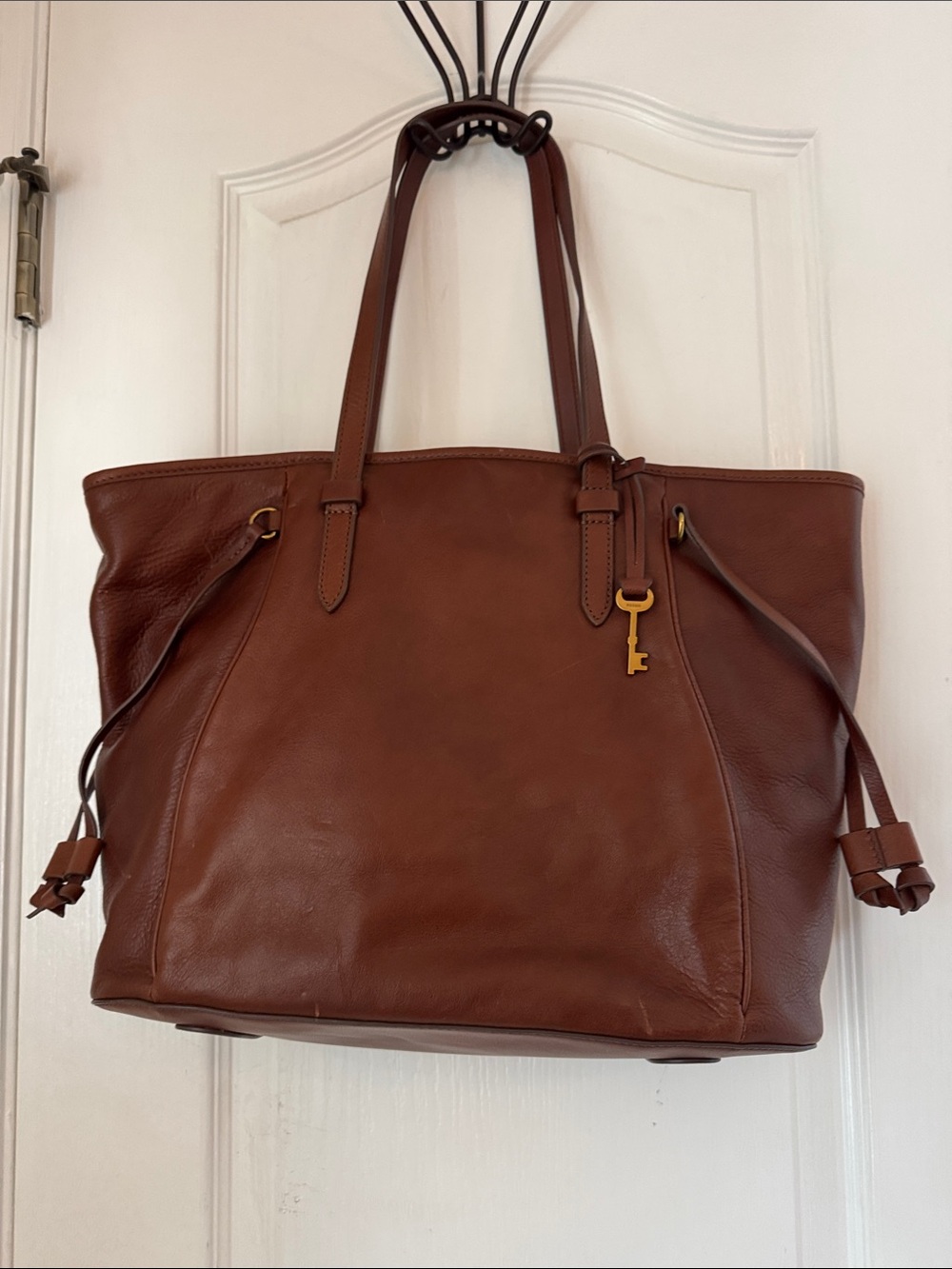 Fossil Chestnut Brown Leather Tote - Picture 4 of 14